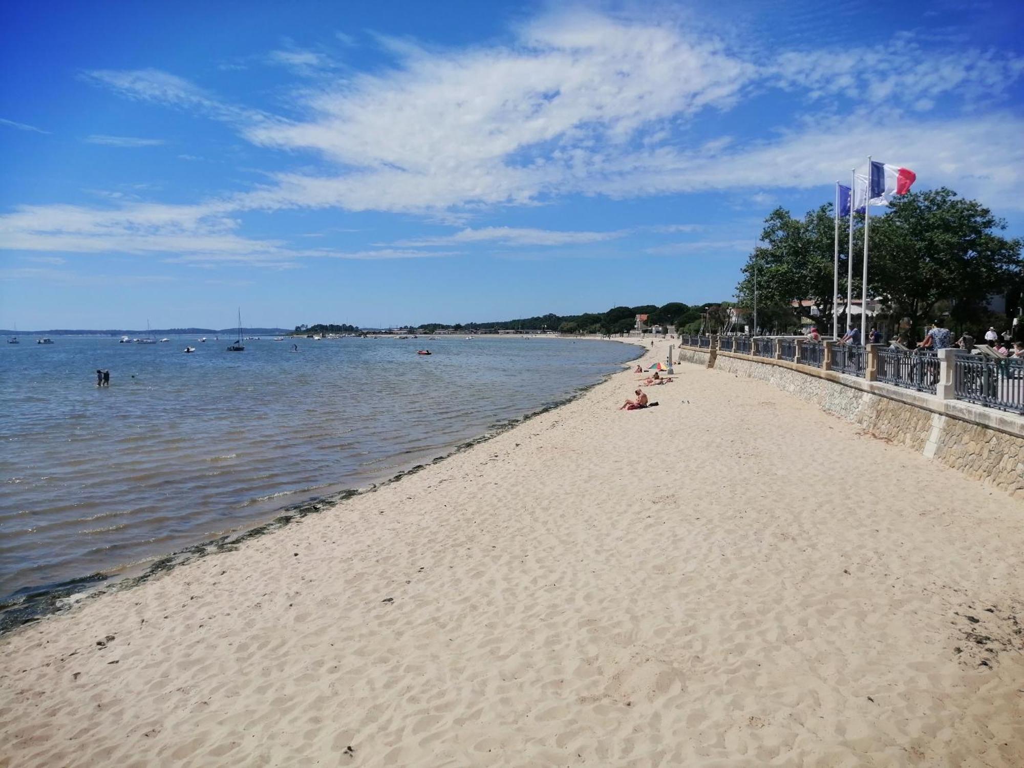 Villa Robert Shumann, A 700 M De La Plage Andernos-les-Bains Room photo